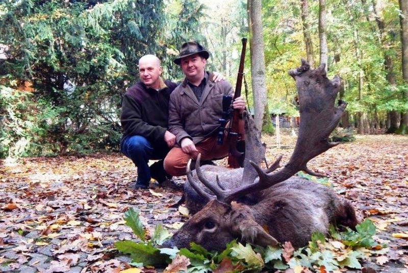  Exkluzívne lovy / Poľovačka na daniela v ruji - foto