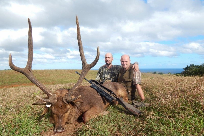 Exkluzívne lovy / Maurícius - lov jeleňa Rusa - foto Exkluzívne lovy / Maurícius - lov jeleňa Rusa - foto