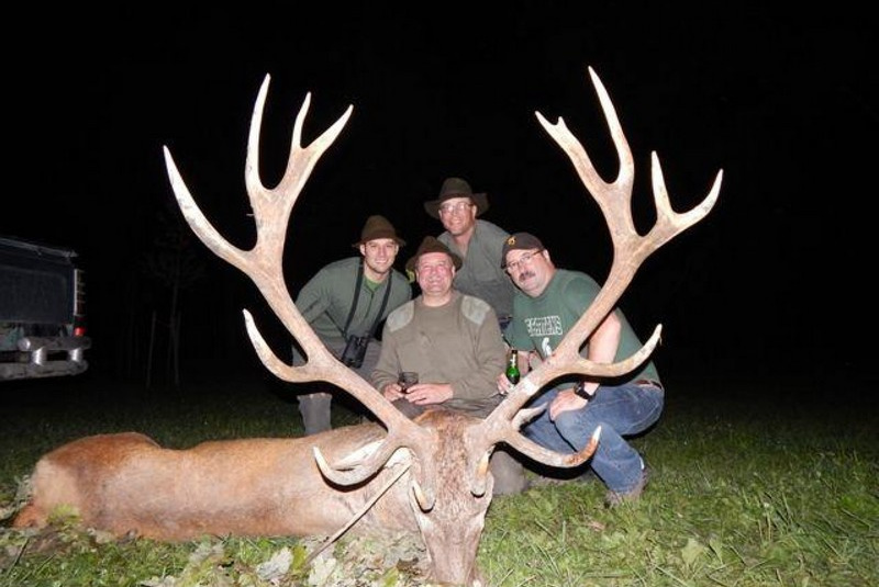 Najbližšie poľovačky / Poľovačka na jeleňa - foto  Najbližšie poľovačky / Poľovačka na jeleňa - foto