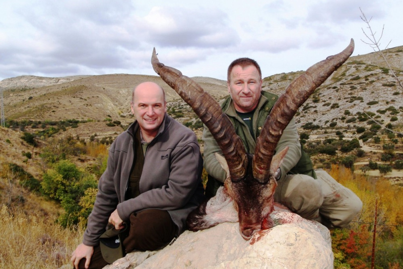 Poľovačky / Lov kozorožca Beceite - foto  Poľovačky / Lov kozorožca Beceite - foto